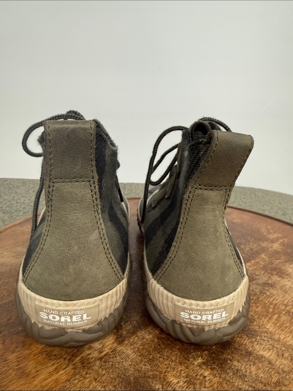 Sorel Boots Wm 8 Green Black Plaid Duck Waterproof Rubber Sole Out N About Plus - Picture 4 of 11
